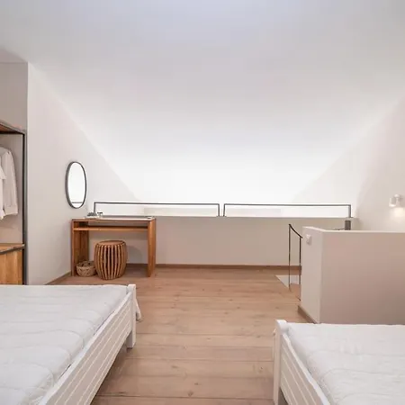 Seashell Luxury Apartment